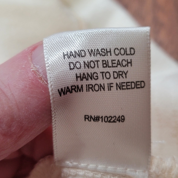 Skies Are Blue Boho Top Tie Neckline Sewn Pleating Details Button Cuff - Picture 9 of 9